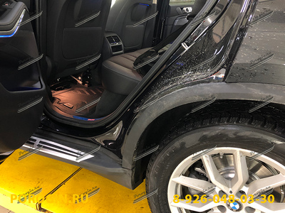 Установка порогов, подножек BMW X5-G05 2018-2020